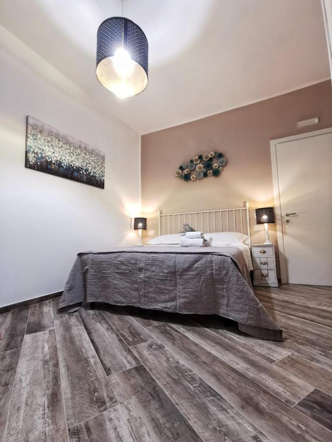 Hotel L' Ora Blu à Fiumicino Extérieur photo